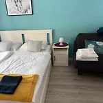 Nad Morzem Przy Klifie 3 Debina Apartman *