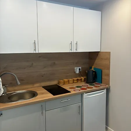 Nad Morzem Przy Klifie 3 Debina *