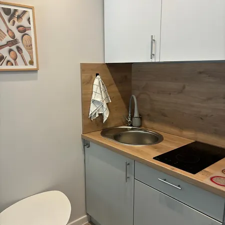 Nad Morzem Przy Klifie 3 Debina アパート *