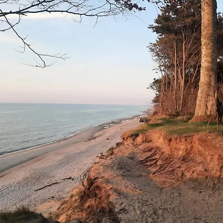 Nad Morzem Przy Klifie 3 Debina *