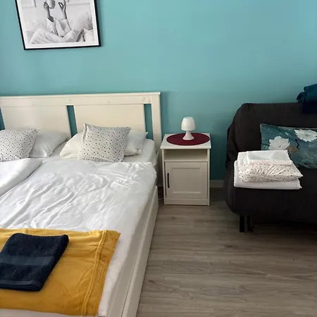 Nad Morzem Przy Klifie 3 Debina アパート *