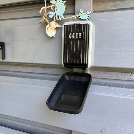 Nad Morzem Przy Klifie 3 Debina