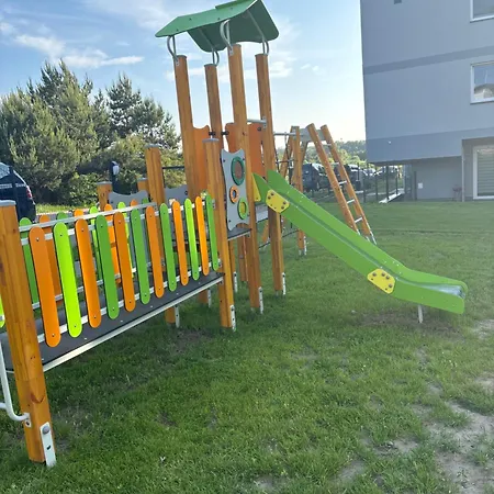 Nad Morzem Przy Klifie 3 Debina アパート