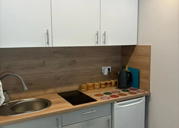 Nad Morzem Przy Klifie 3 Debina *