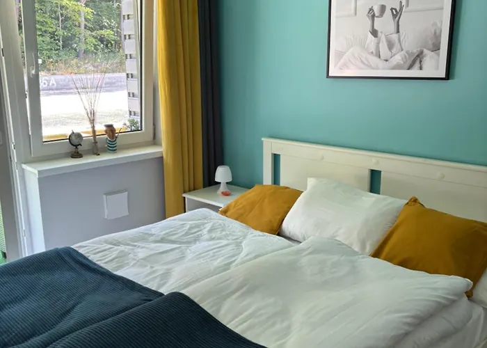 Nad Morzem Przy Klifie 3 Debina *