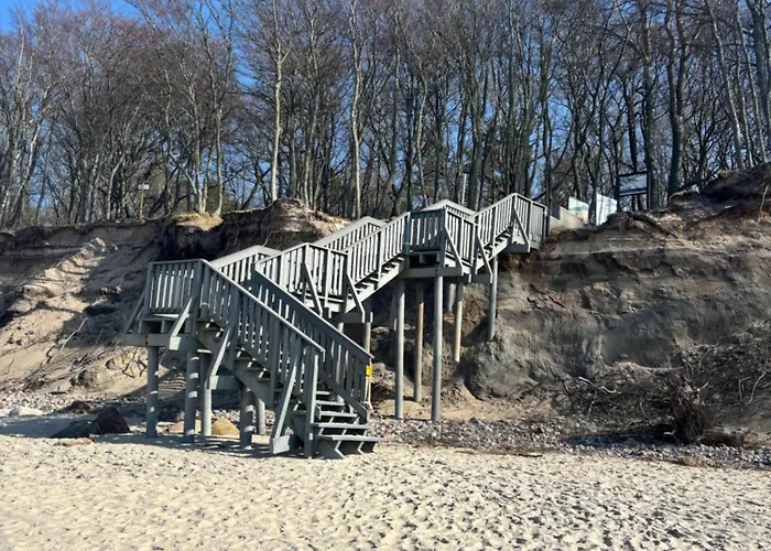 Nad Morzem Przy Klifie 3 Debina *